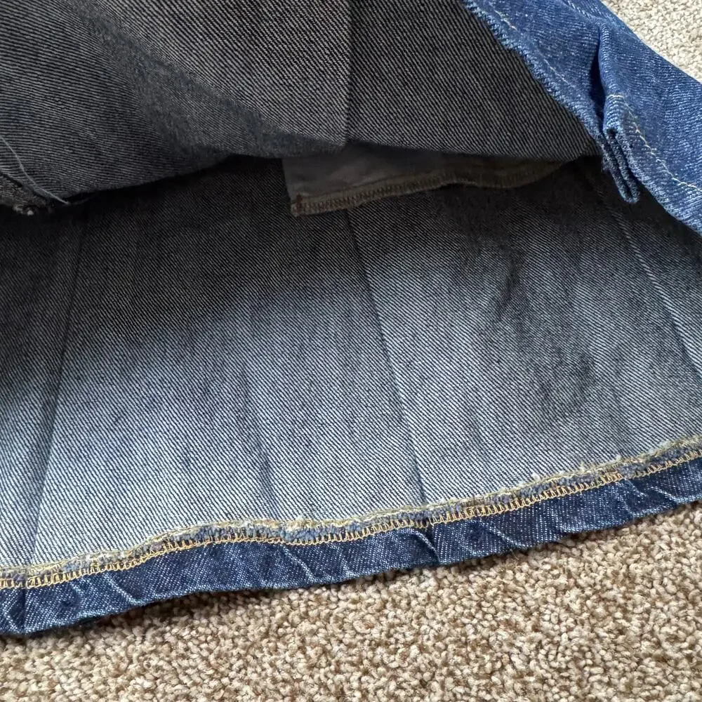 Levi's Pleated Denim Jean Mini Skirt NWT Size 34 Academia Schoolgirl Y2K A-Line